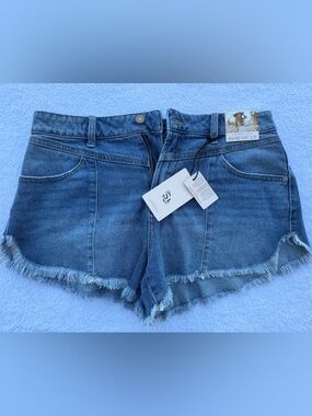 Sincerely Jules Medium Blue High-Rise Frayed Denim Shorts